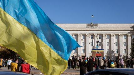 Два роки свободи: як Херсон повертався до України (архівні фото та відео).