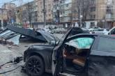 У Хмельницькому п’яний водій на BMW в'їхав у зупинку: є загиблі (фото)