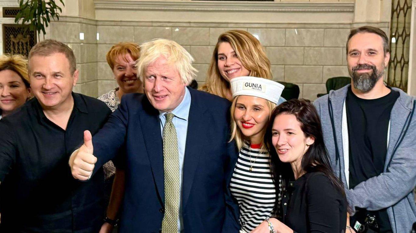 Boris Johnson appeared in a Ukrainian film—check out the behind-the-scenes footage!