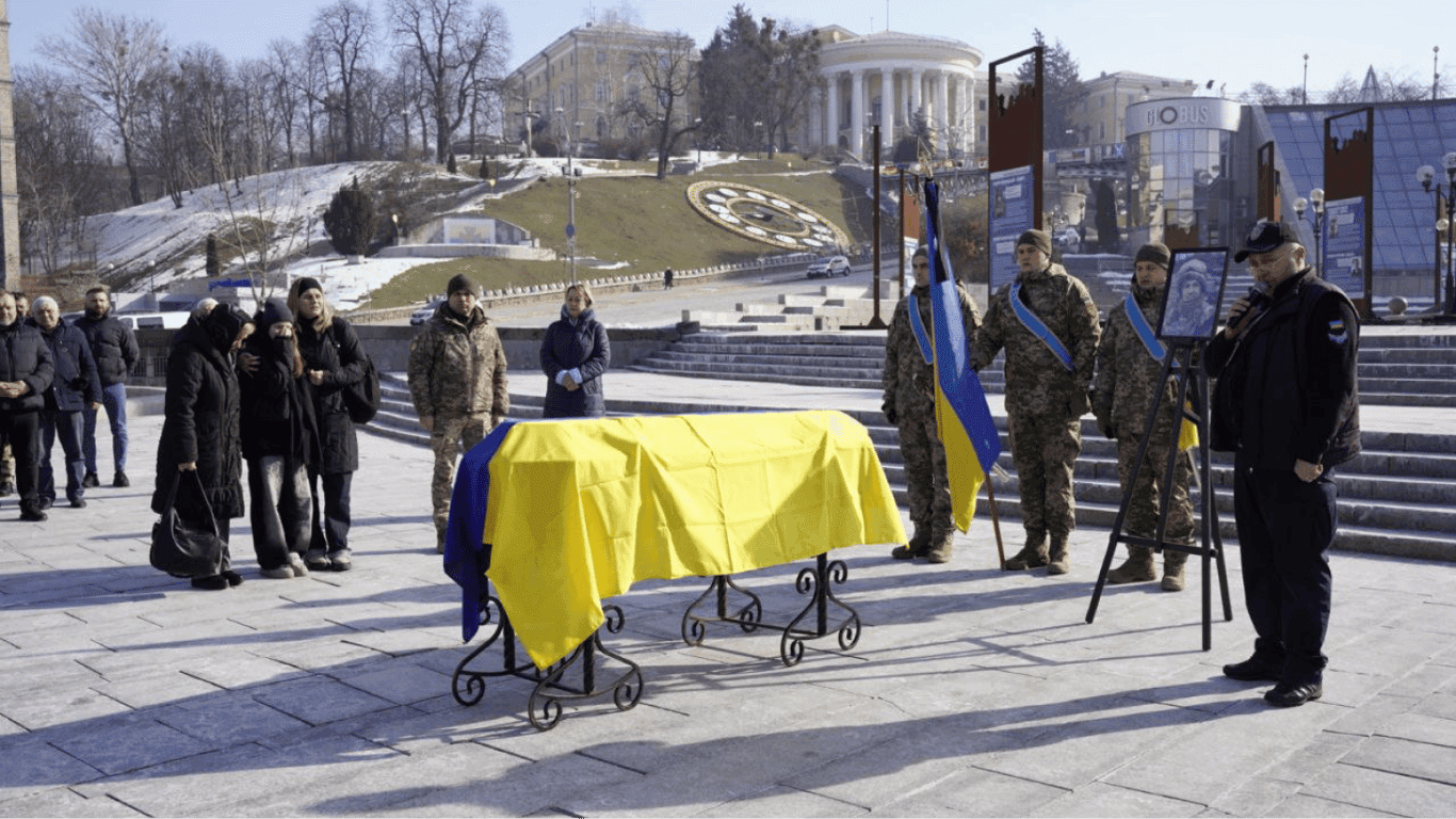 Kyiv bids farewell to Yaroslav Shapochka — a photo report.