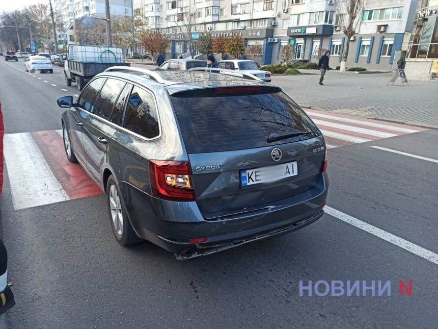 Две «Шкоды» столкнулись в центре Николаева